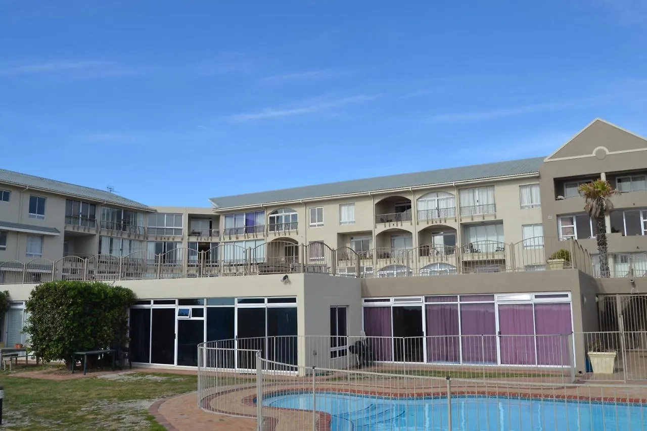 Lagoon Beach Neptune Isle Cape Town Daire